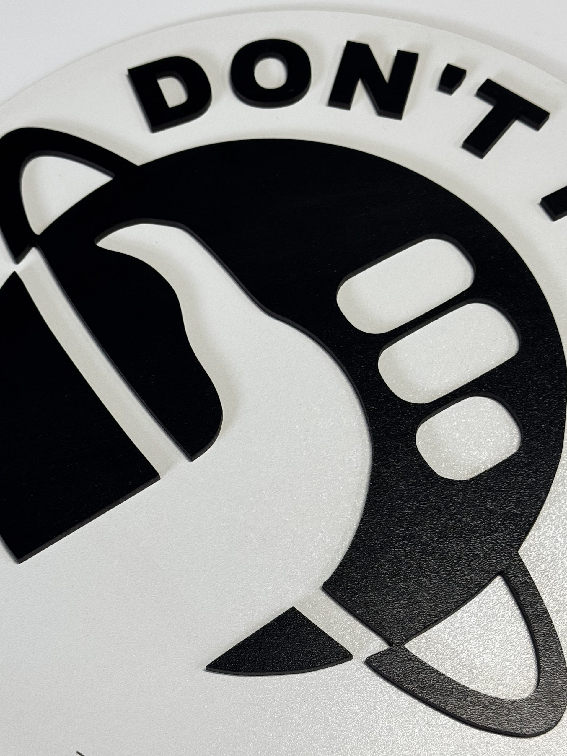 DON’T PANIC Hitchhiker’s Guide Emblem - Image 3